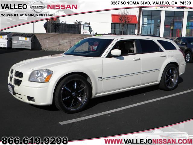 Dodge Magnum Outback R L.L. Bean Edition Wagon