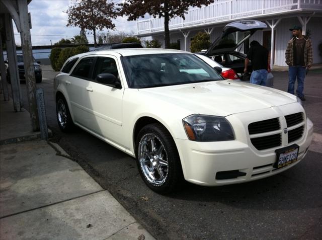 Dodge Magnum 2005 photo 3