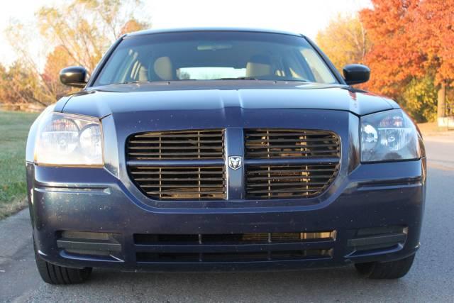 Dodge Magnum 2005 photo 1
