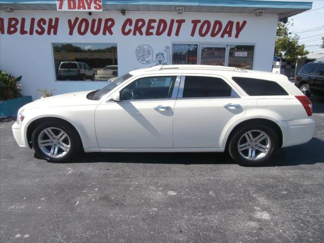 Dodge Magnum 2005 photo 3