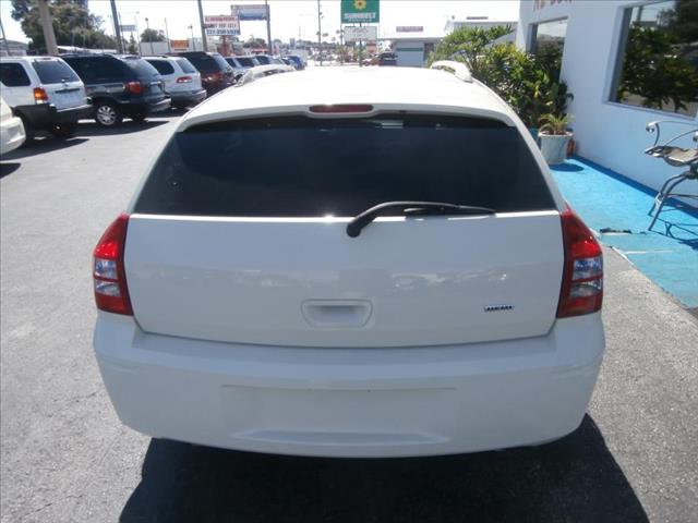 Dodge Magnum 2005 photo 4
