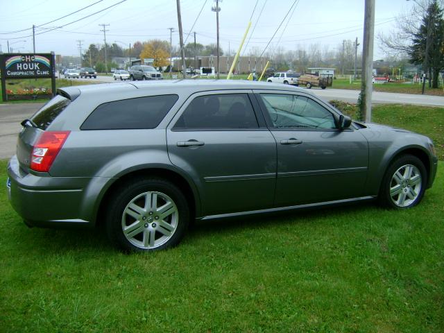 Dodge Magnum 2005 photo 4