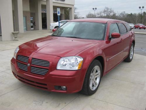 Dodge Magnum 2005 photo 2