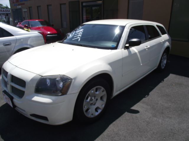 Dodge Magnum 2005 photo 3