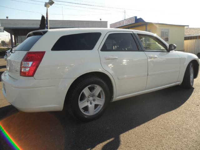 Dodge Magnum 2005 photo 5
