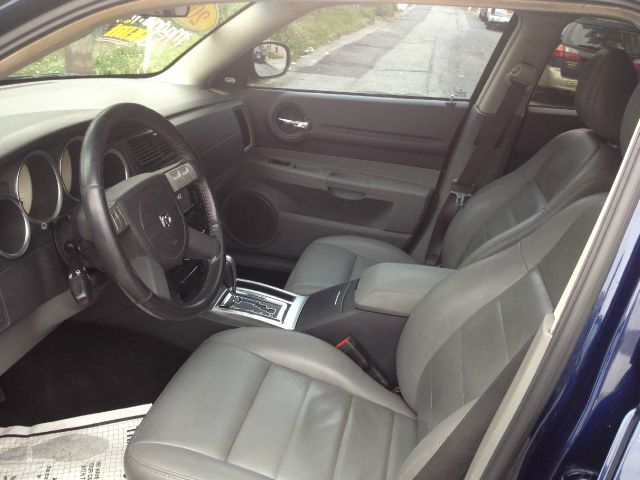 Dodge Magnum 2005 photo 1