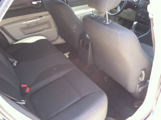 Dodge Magnum 2dr HB Ltd Avail AWD Hatchback Wagon