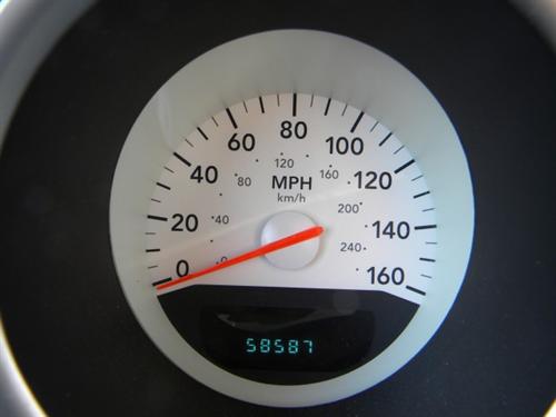 Dodge Magnum 2005 photo 2