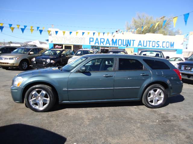 Dodge Magnum 2005 photo 1