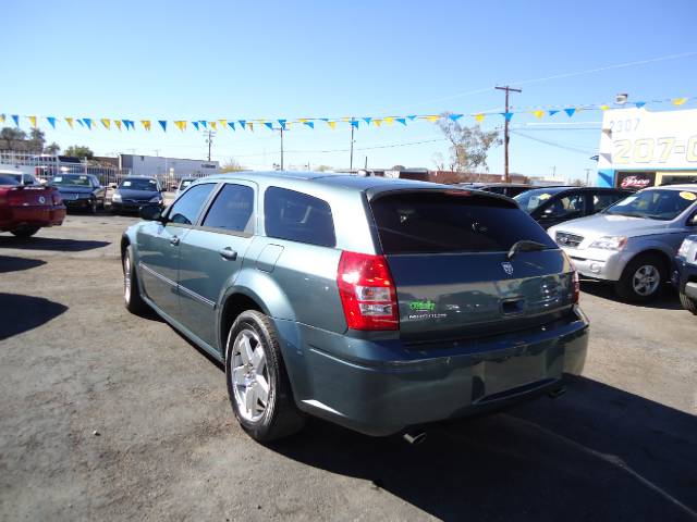 Dodge Magnum 2005 photo 3