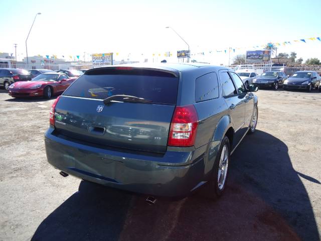 Dodge Magnum 2005 photo 5