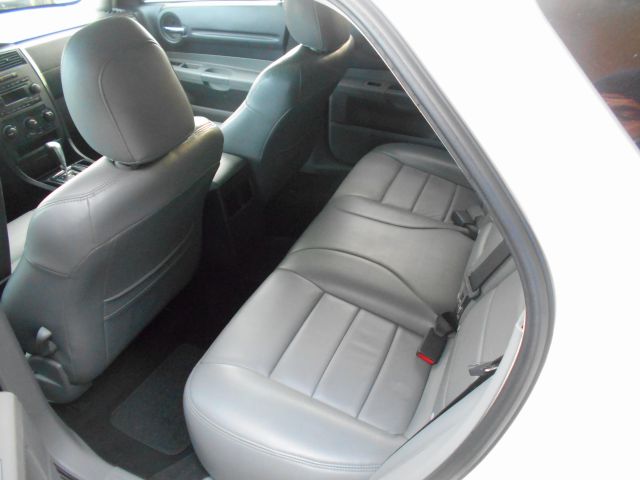 Dodge Magnum 2005 photo 2