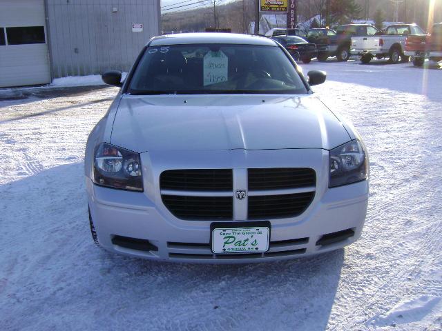 Dodge Magnum Unknown Sedan
