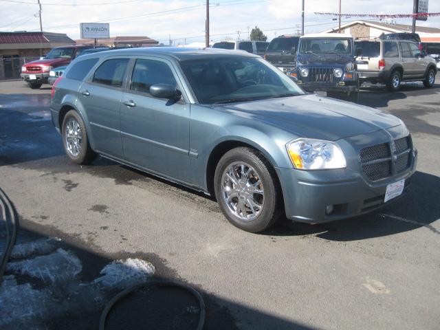 Dodge Magnum 2005 photo 1