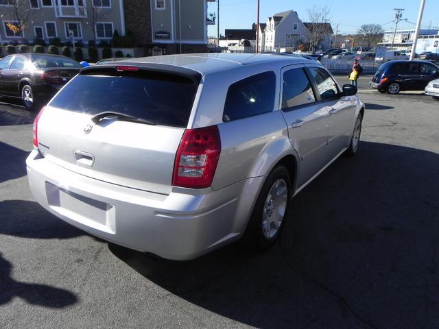 Dodge Magnum 2005 photo 4