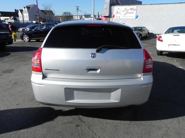 Dodge Magnum 2005 photo 5