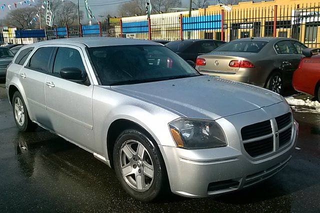 Dodge Magnum 2005 photo 4