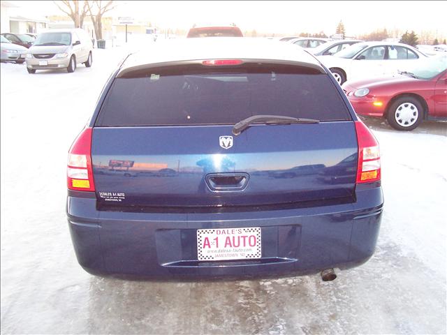 Dodge Magnum 2005 photo 2