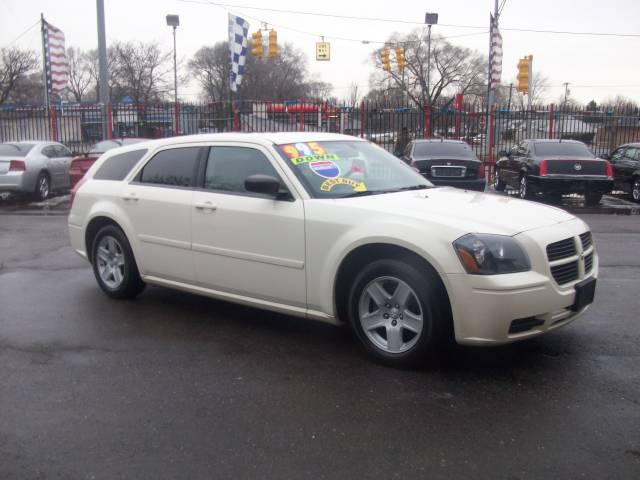 Dodge Magnum S Wagon