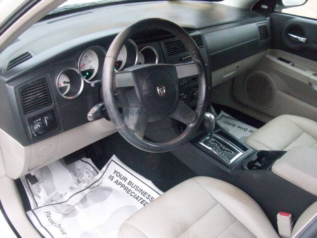 Dodge Magnum 2005 photo 3