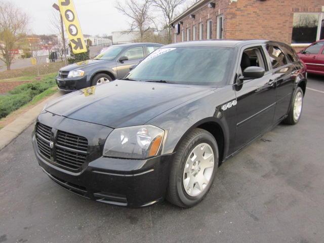 Dodge Magnum 2005 photo 1