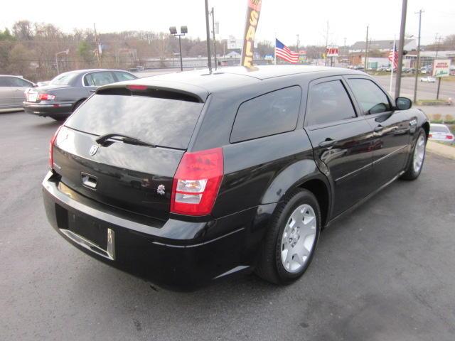 Dodge Magnum 2005 photo 3