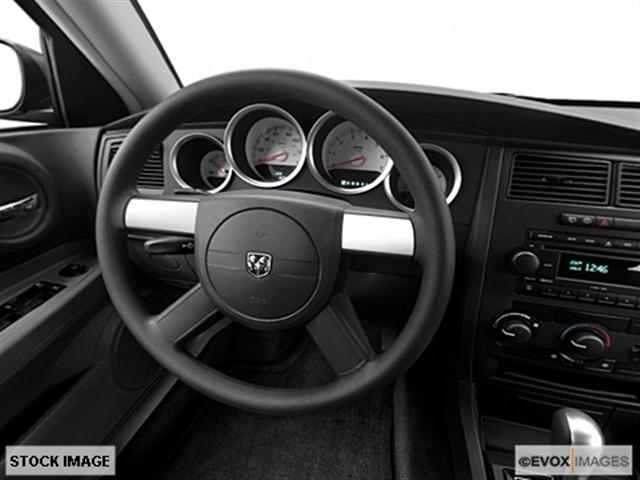 Dodge Magnum 2005 photo 1