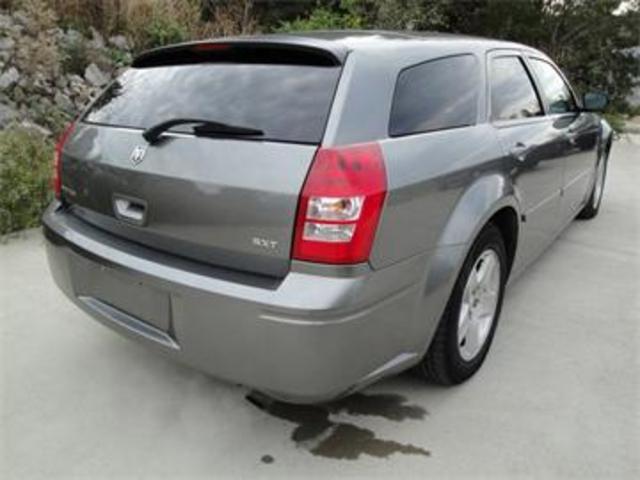 Dodge Magnum 2005 photo 1
