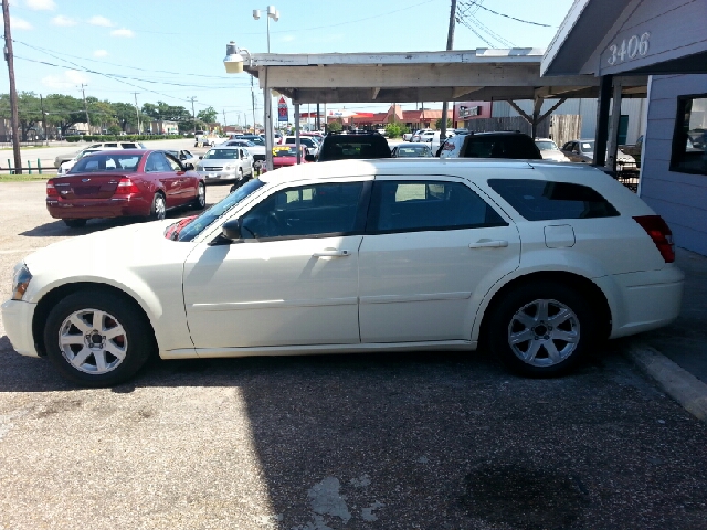 Dodge Magnum 2005 photo 4