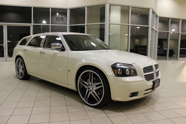 Dodge Magnum 2005 photo 4