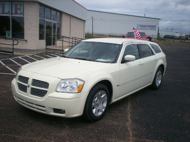 Dodge Magnum S Wagon