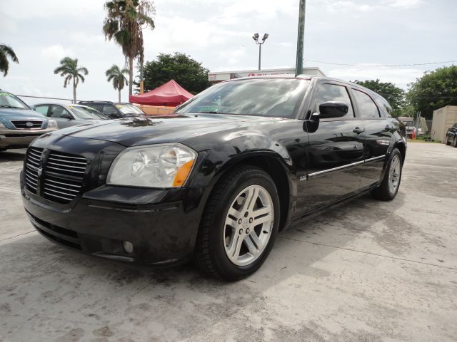 Dodge Magnum 2005 photo 3