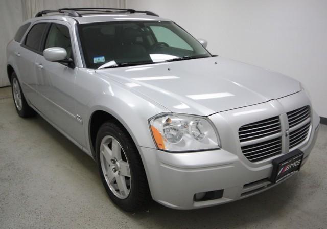 Dodge Magnum 2dr Spyder Auto GS Unspecified