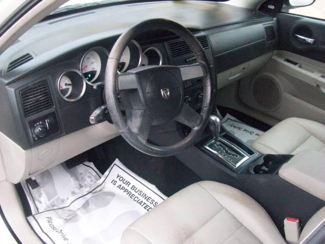 Dodge Magnum 2005 photo 3