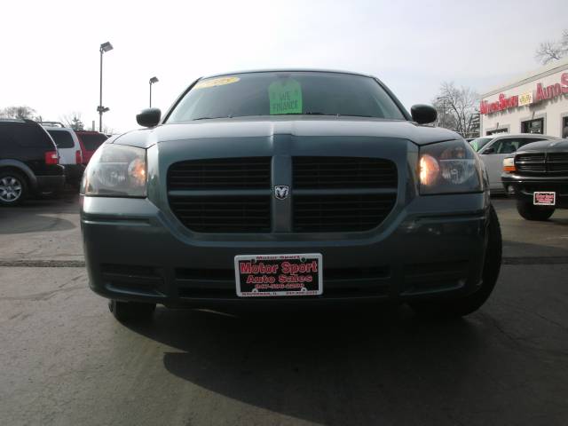 Dodge Magnum 2005 photo 1
