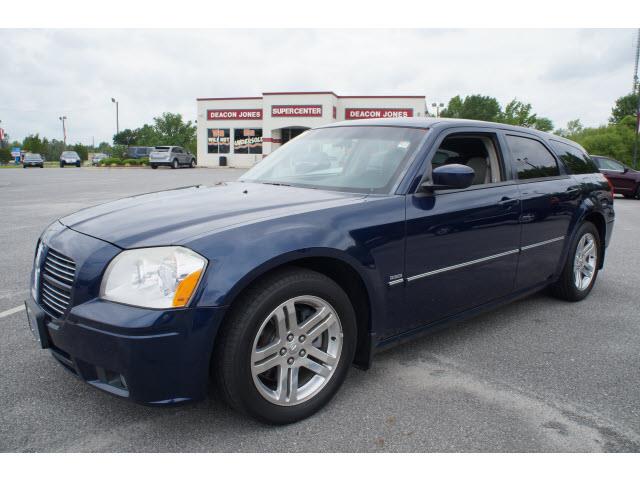 Dodge Magnum 2005 photo 1