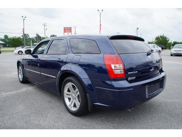 Dodge Magnum 2005 photo 7