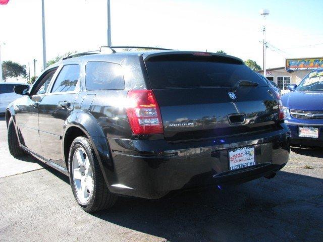 Dodge Magnum 2005 photo 3