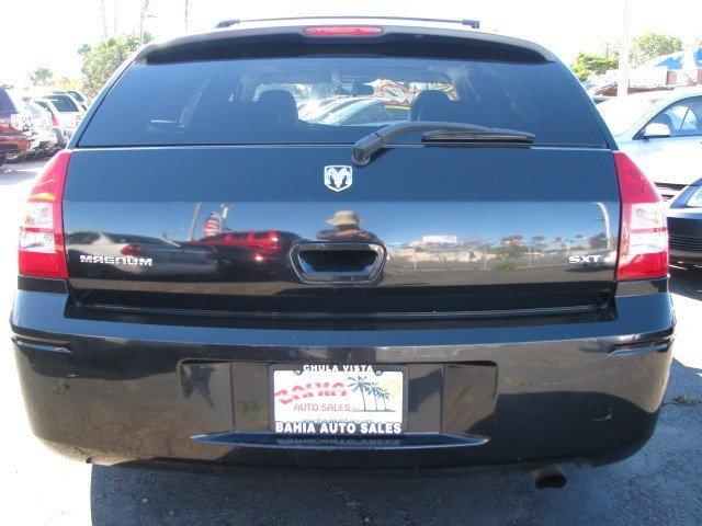 Dodge Magnum 2005 photo 4