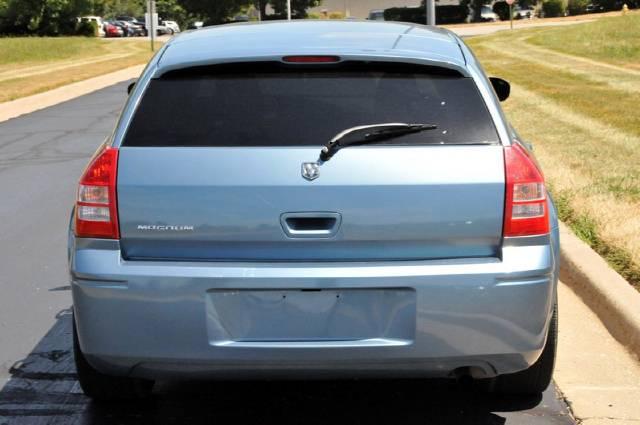 Dodge Magnum 2005 photo 5