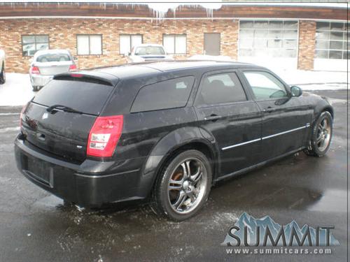 Dodge Magnum 2005 photo 2