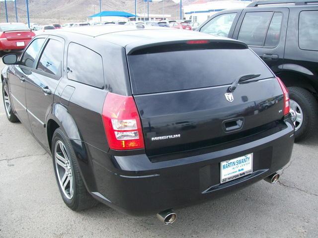Dodge Magnum 2005 photo 3