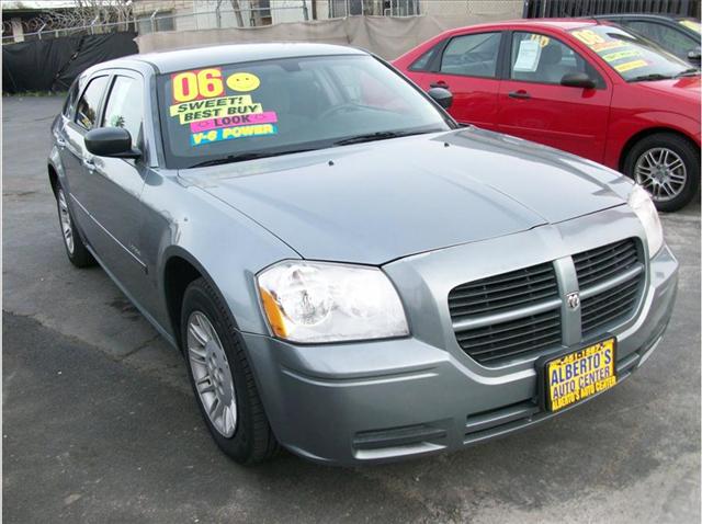 Dodge Magnum 2006 photo 1