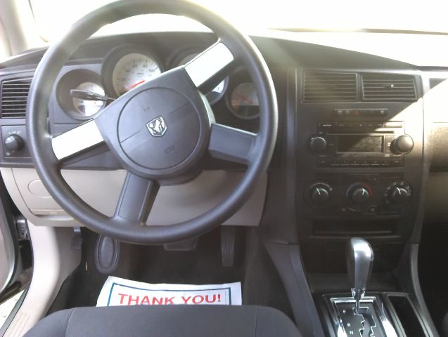 Dodge Magnum 2006 photo 2