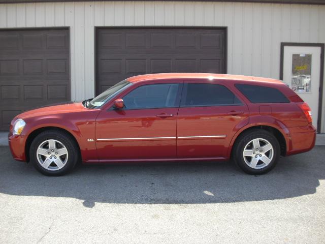 Dodge Magnum 2006 photo 1