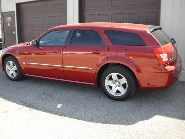 Dodge Magnum 2006 photo 2