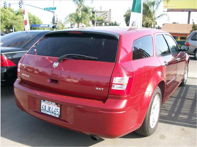 Dodge Magnum 2006 photo 3