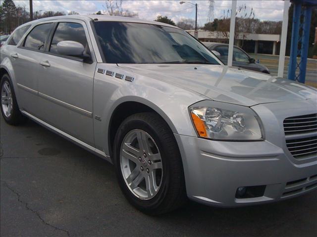 Dodge Magnum 2006 photo 2
