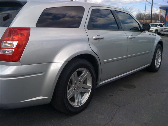 Dodge Magnum 2006 photo 3