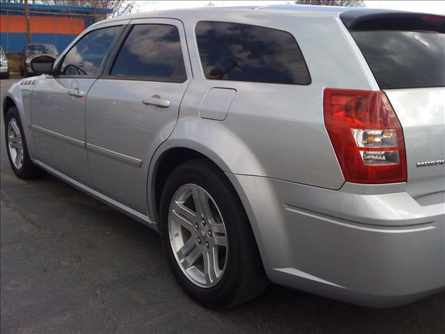 Dodge Magnum 2006 photo 5